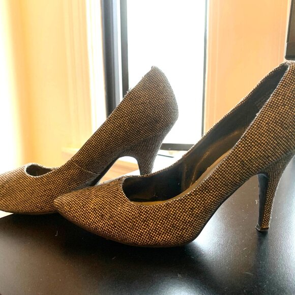 Mossimo Black White Grey Tweed classic Pumps Heels 8.5 Very Comfortable - Picture 4 of 10